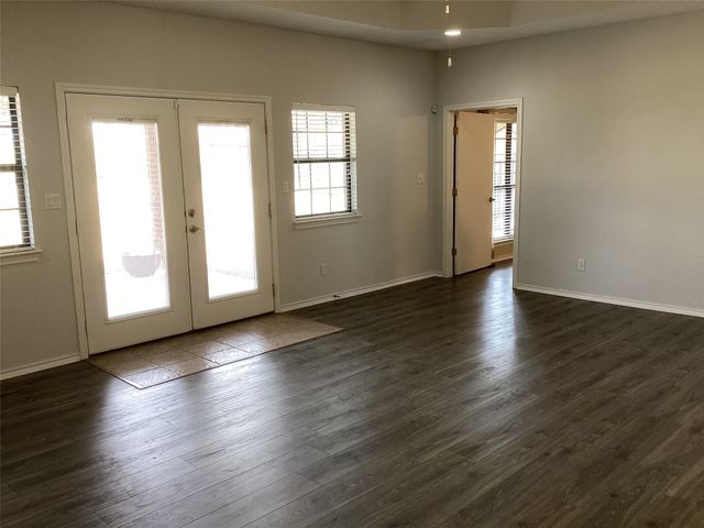 6507 Shadowview Court, Mineral Wells, TX 76067