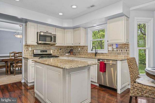 250 FREELAND DR, Collegeville, PA 19426