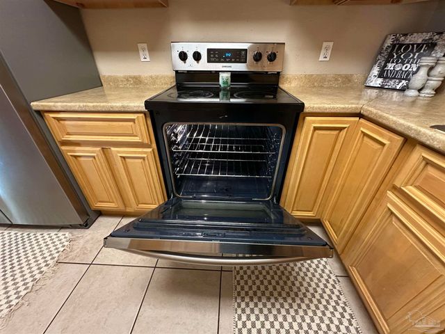 2105 Dora St, Pensacola, FL 32514