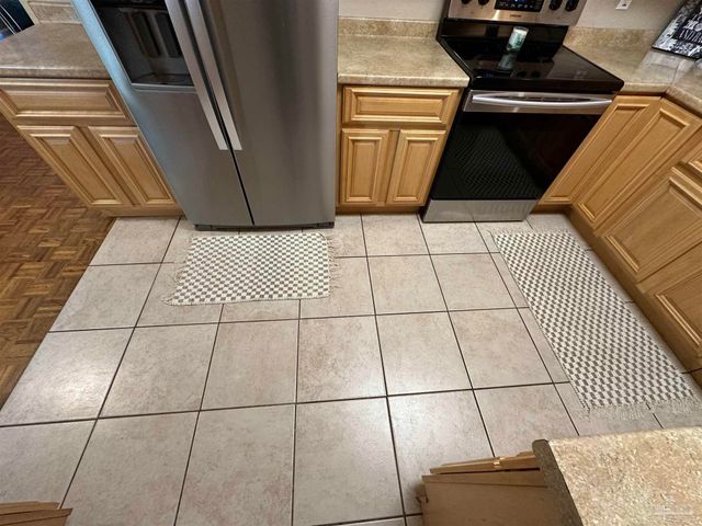 2105 Dora St, Pensacola, FL 32514