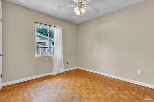 2105 Dora St, Pensacola, FL 32514