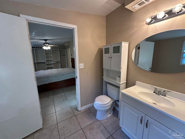 2105 Dora St, Pensacola, FL 32514