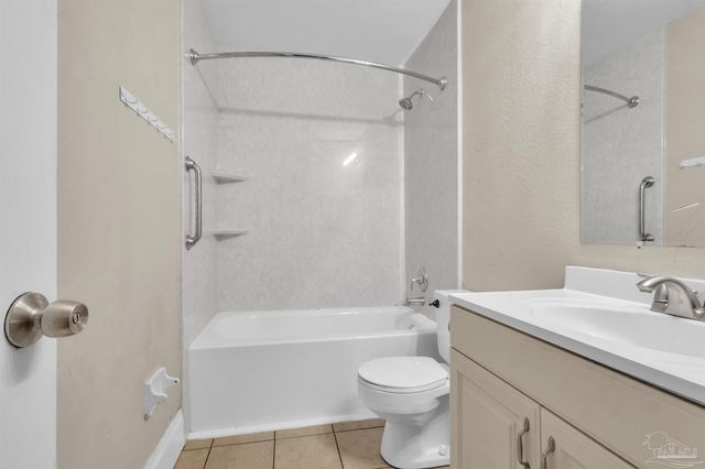 2105 Dora St, Pensacola, FL 32514