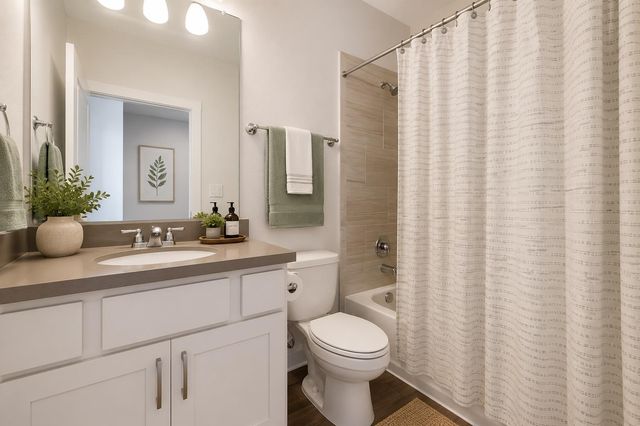 779 Founders RDG, Dripping Springs, TX 78620