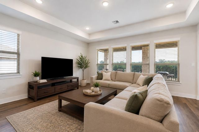 779 Founders RDG, Dripping Springs, TX 78620