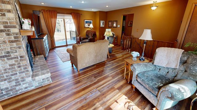 941 Mary Avenue, Willmar, MN 56201