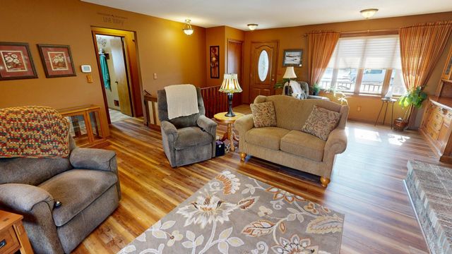 941 Mary Avenue, Willmar, MN 56201