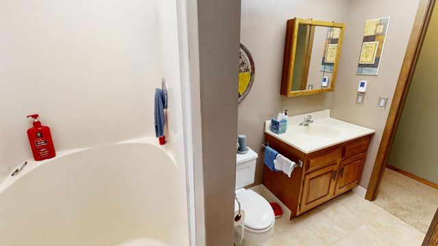 941 Mary Avenue, Willmar, MN 56201