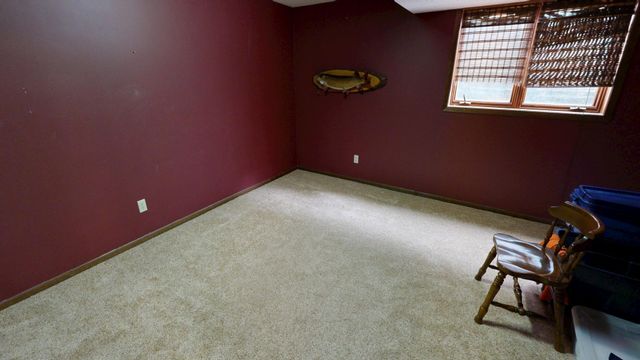 941 Mary Avenue, Willmar, MN 56201