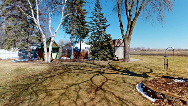 941 Mary Avenue, Willmar, MN 56201