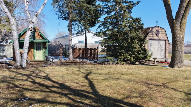 941 Mary Avenue, Willmar, MN 56201