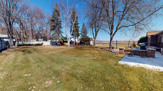 941 Mary Avenue, Willmar, MN 56201