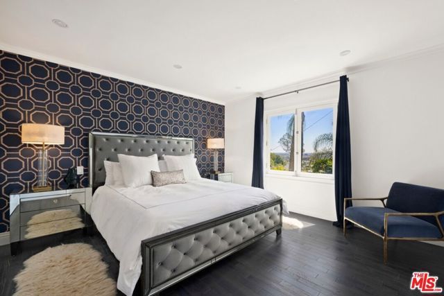 1472 N Kings Road, West Hollywood, CA 90069