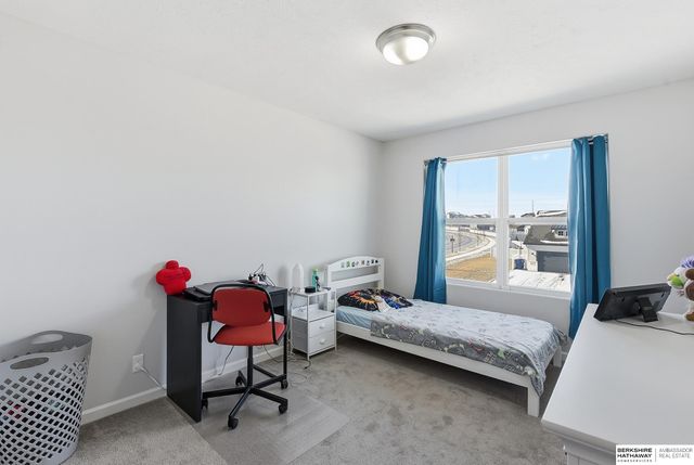 10459 S 111th Street, Papillion, NE 68046