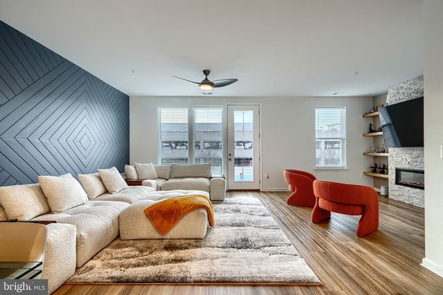 2596 NEABSCO COMMON PL, Woodbridge, VA 22191