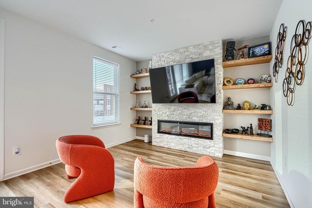 2596 NEABSCO COMMON PL, Woodbridge, VA 22191