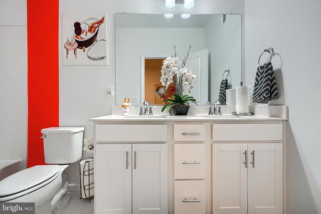 2596 NEABSCO COMMON PL, Woodbridge, VA 22191