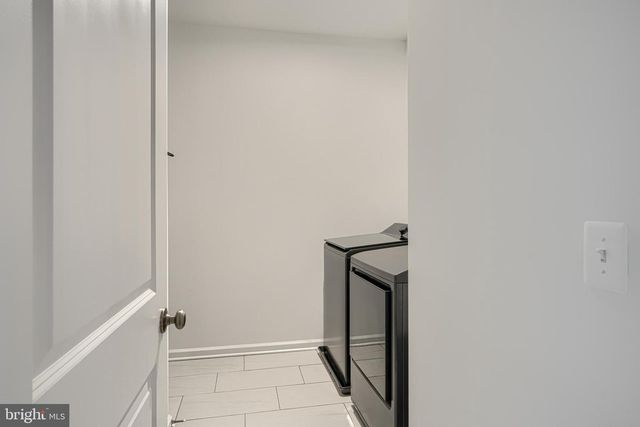 2596 NEABSCO COMMON PL, Woodbridge, VA 22191