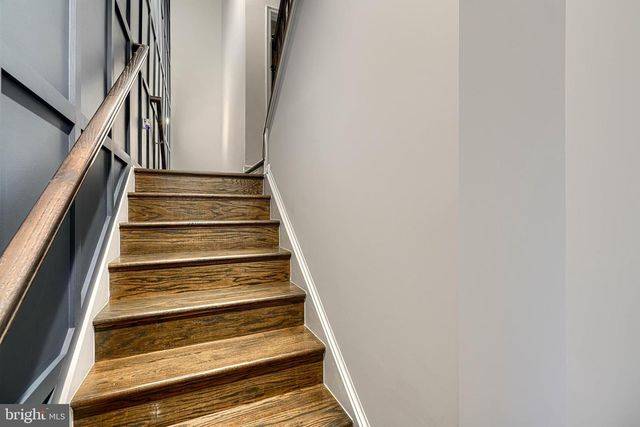 2596 NEABSCO COMMON PL, Woodbridge, VA 22191