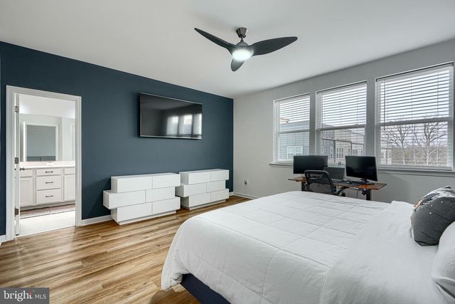 2596 NEABSCO COMMON PL, Woodbridge, VA 22191