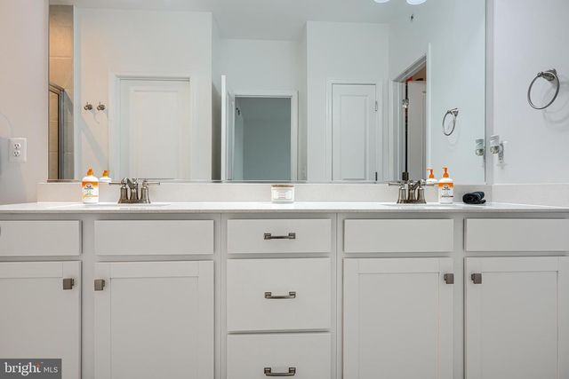 2596 NEABSCO COMMON PL, Woodbridge, VA 22191