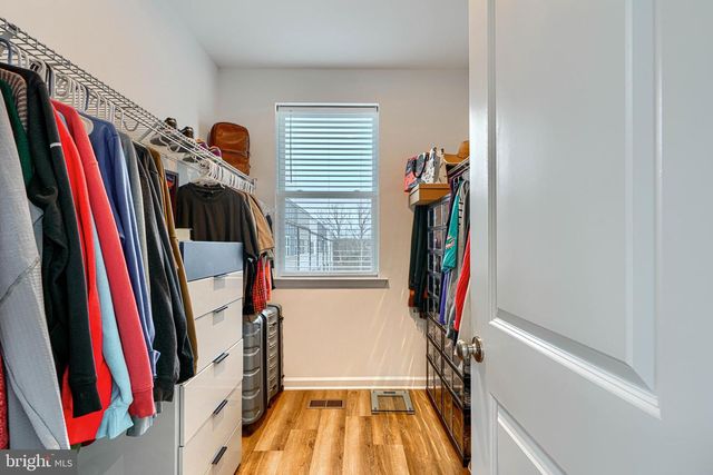 2596 NEABSCO COMMON PL, Woodbridge, VA 22191