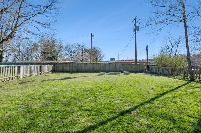 106 Carolyn Ave, Franklin, TN 37064