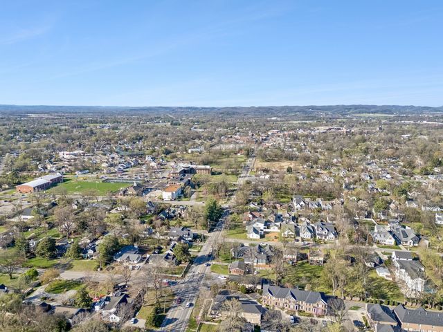 106 Carolyn Ave, Franklin, TN 37064