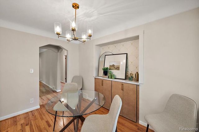 277 Beaupre Avenue, Grosse Pointe Farms, MI 48236