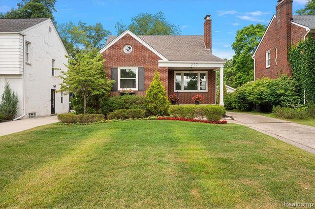 277 Beaupre Avenue, Grosse Pointe Farms, MI 48236