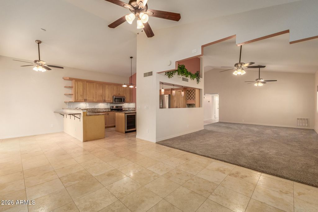 Image 11 of property listing at 15657 E Chicory Drive, Fountain Hills, AZ 85268