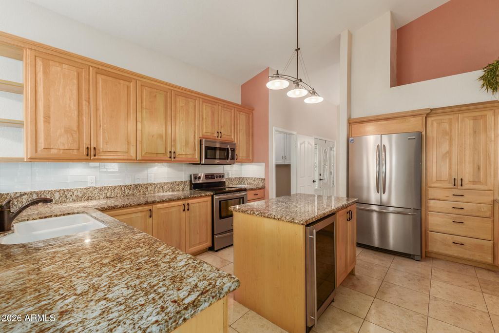 Image 13 of property listing at 15657 E Chicory Drive, Fountain Hills, AZ 85268