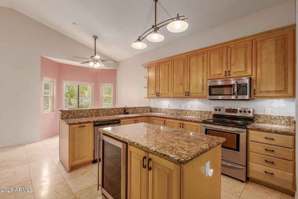 Image 16 of property listing at 15657 E Chicory Drive, Fountain Hills, AZ 85268