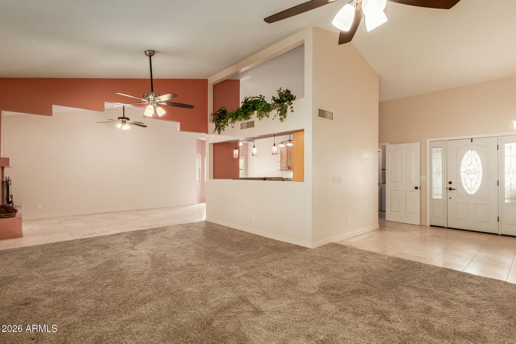 Image 8 of property listing at 15657 E Chicory Drive, Fountain Hills, AZ 85268