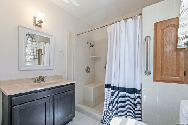 729 W Kings Hwy, San Antonio, TX 78212