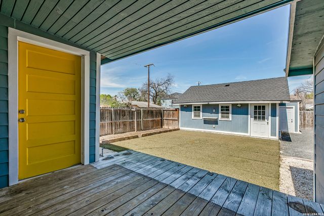 729 W Kings Hwy, San Antonio, TX 78212