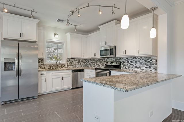 729 W Kings Hwy, San Antonio, TX 78212