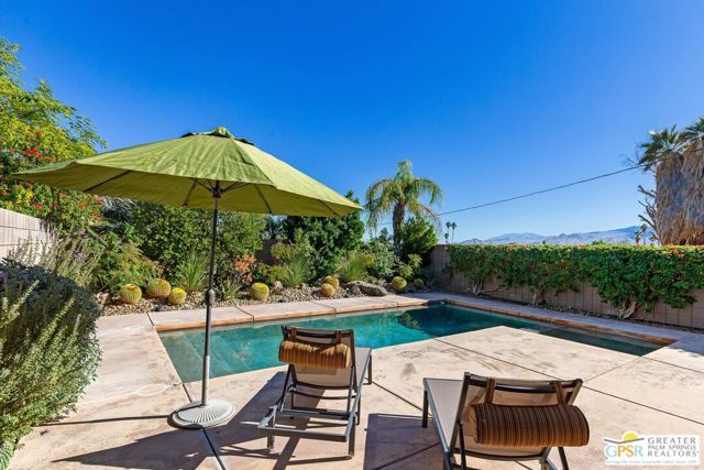 2564 Cheryl Court, Palm Springs, CA 92262