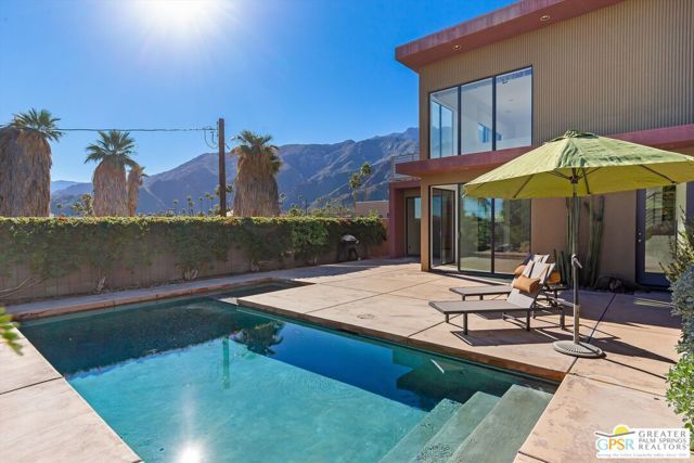 2564 Cheryl Court, Palm Springs, CA 92262