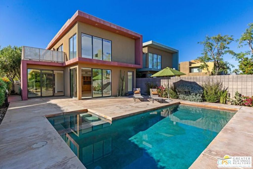 2564 Cheryl Court, Palm Springs, CA 92262