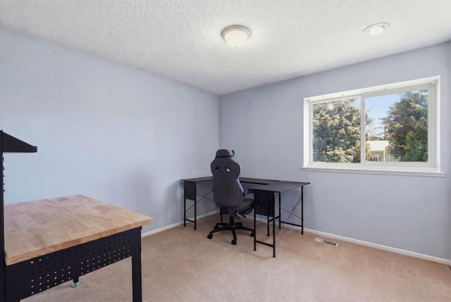 5612 S Stone St, Spokane, WA 99223