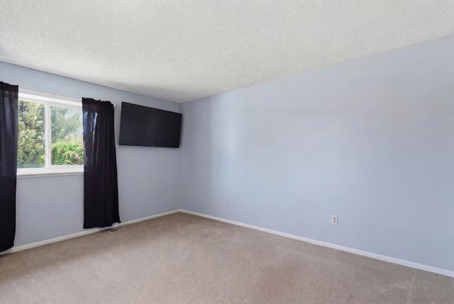 5612 S Stone St, Spokane, WA 99223