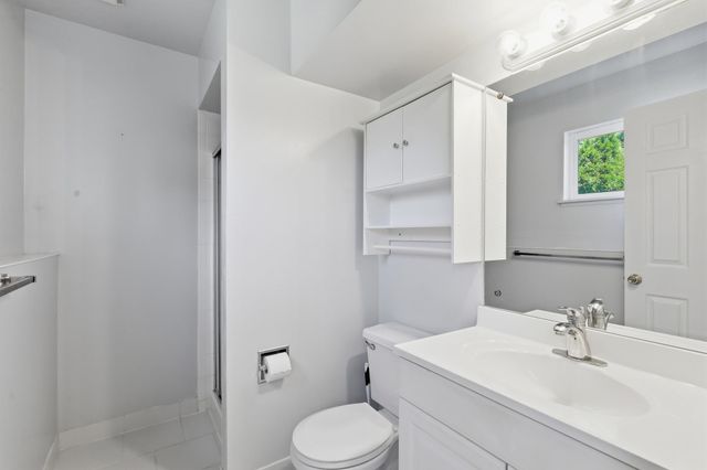 5612 S Stone St, Spokane, WA 99223