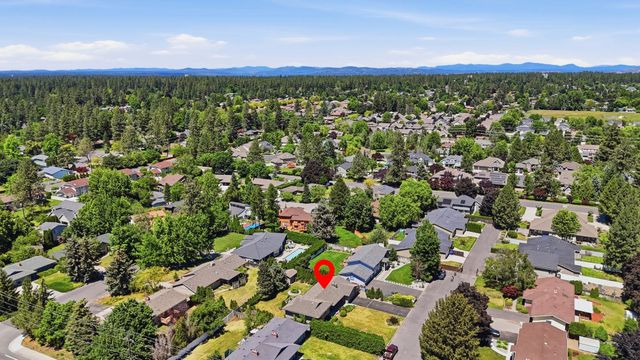 5612 S Stone St, Spokane, WA 99223