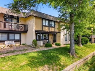 2646 Hampton Road 6F, St Charles, MO 63303