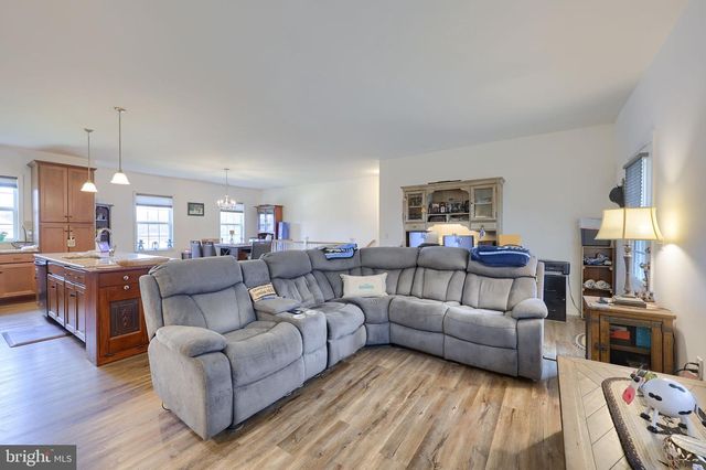 622 ENFIELD DR, Lancaster, PA 17601