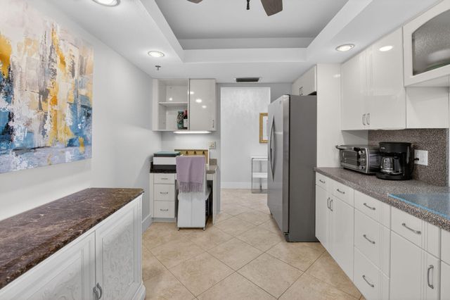 4748 S Ocean Boulevard 301, Highland Beach, FL 33487