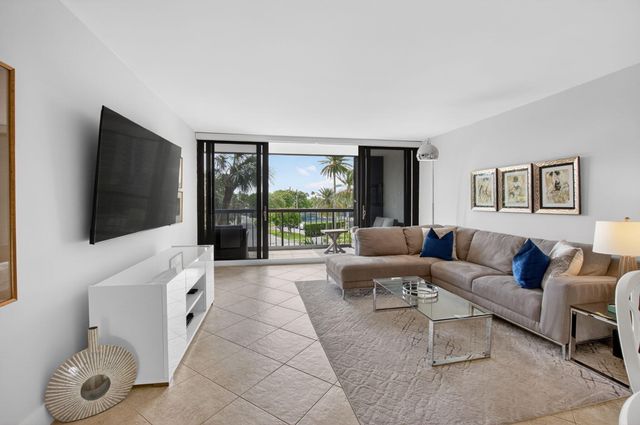 4748 S Ocean Boulevard 301, Highland Beach, FL 33487