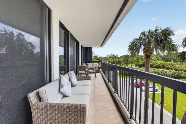 4748 S Ocean Boulevard 301, Highland Beach, FL 33487