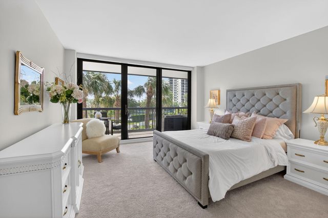 4748 S Ocean Boulevard 301, Highland Beach, FL 33487
